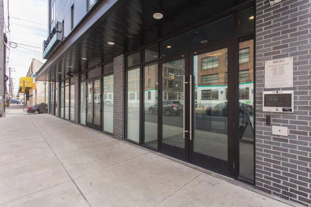 Quaint W/pool Table/patio By Italian Market Apartment Philadelphia